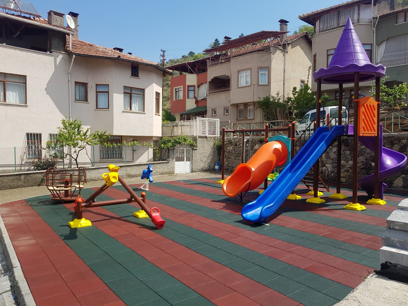 Çocuk Parkı Zemini